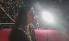 SMOKING YULIANA SIDE PROFILE LIGHT