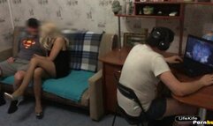 RUSSIAN CUCKOLD.I WAS FUCKED BY HIS FRIEND WHILE HE WAS PLAYING COMPUTER GAMES