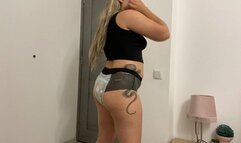 Farting 10 minutes in a diaper'