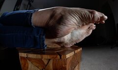 Your Weakness Makes Me Dominant, 1st