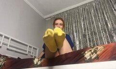 Yellow socks removing!