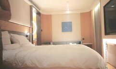 91沈先生，探花系列国产原创剧情无套内射小美女，差点被仙人跳刺激9.17