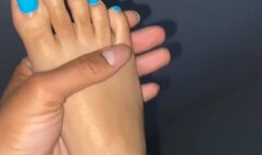 Reverse blue toe footjob