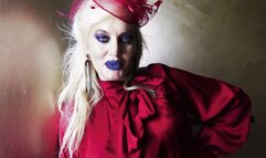 BEWITCHING GLOSSY LIPS