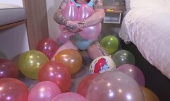 Tallulah's balloon popping fun