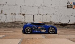 RC-Car meets my wooden Clogs