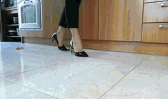 Clumsy Elizabeth WMV (1920x1080) FHD