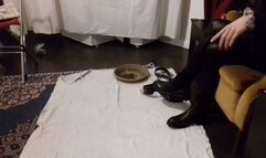 La cena dello schiavo è il fango sotto le mie suole The slave's dinner is the mud under my soles 2