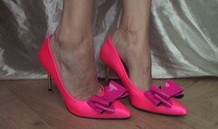 Barbie Pink Bow High Heels (mkv)
