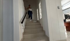 Karlotta goes in his Fiat Uno to buy milk from his stepson