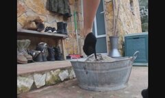 Eat your meal from the floor!