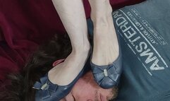 #28 - Long facebusting in blue flats!