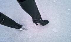 Leathana's Winter Dip in Expensive Boots