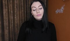 Cameltoe for chronic masturbator