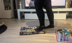 Sneaker-Girl Ella - Board Game - Sore Looser