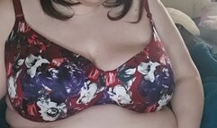 Belly jiggles and snacks with ending burps