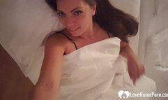 Brunette stepsister records herself in her bed