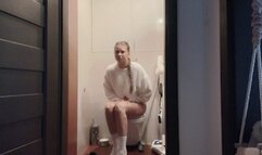 Painful constipation! THIS is stuck in me mp4 FULL HD