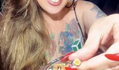 Marlboro Menthol White - I want you here, smoking with me, come