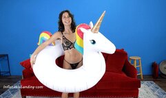 Jessie B Inflates Unicorn by Mouth 4K (3840x2160)