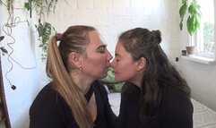 Hot play with nostrils and kissing