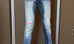 I peed my jeans in front of a closed toilet door for 20 mins