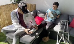 Summer Sprains her Ankle