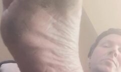 Ich bin dein Herr, leck den schmutz von meinen Füssen!