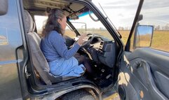 I found the car in a field av