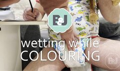 Wetting while colouring