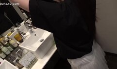 Seduced by the sex appeal of an adult, I gave a hand jo