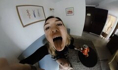 A Gassy Day To Go Down - Simone Reage VR HQE