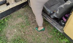 Pumping pedals and starting car with stiletto heels (2)