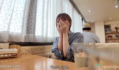 Slender Housewife Sora! She has sex with a waitress at a cafe!