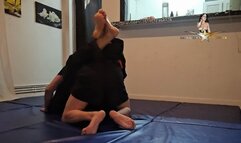 Powerful scissors with neck grips