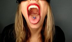 Giantess eats sprinkles City