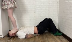 White fishnets trample + slave's pov