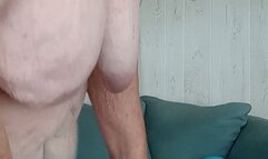 BJMature Naked Balloon Play