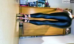 Sandra Jayde 14-02-25 A pair of extreme 17,5 cm stiletto heels and 6 cm platform which gives a nice big ass well molded in leggings