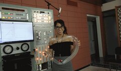 Ginger Learns to Blow and Twist (MP4 - 720p)