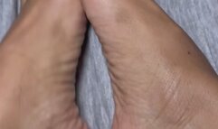 Netflix & Chill Feet Edition