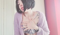 tattooed manga girl twerks and strips for you