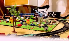 Giantess Samira declara su amor a su tiny y decide conocer el pueblo de donde el es nativo, y a si paso destruye toda la ciudad