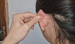 Ear Lobe Tendons Stretching