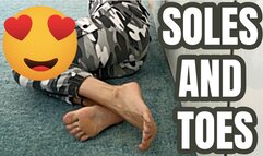 SOLES AND TOES : Foot Fetish - Barefoot - Feetgirl - French feet - Foot teasing - Pretty soles - Indica Feeturing