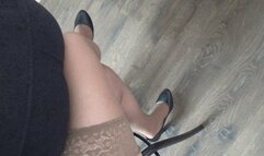 Man sitting on your crossed legs ST