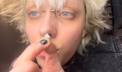 a quick wrestling match with a tiny man giantess