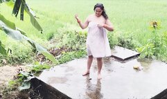 Naughty Desi Aunt's Wild Outdoor Adventure – Passion Under the Open Sky!