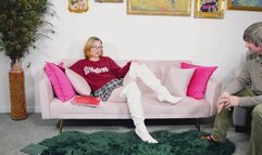 Cindy Cincinnati - Slutty MILF cheerleader learns the Big Bang theory