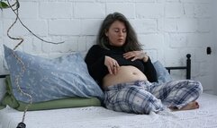 monster moves inside her bellly a3